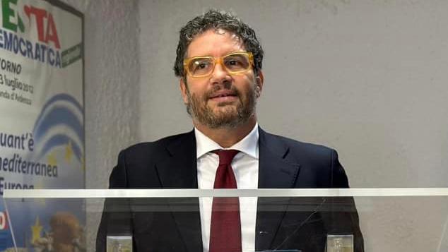 Livorno, la commissione Pd “processa” Lamberti per i post sui social