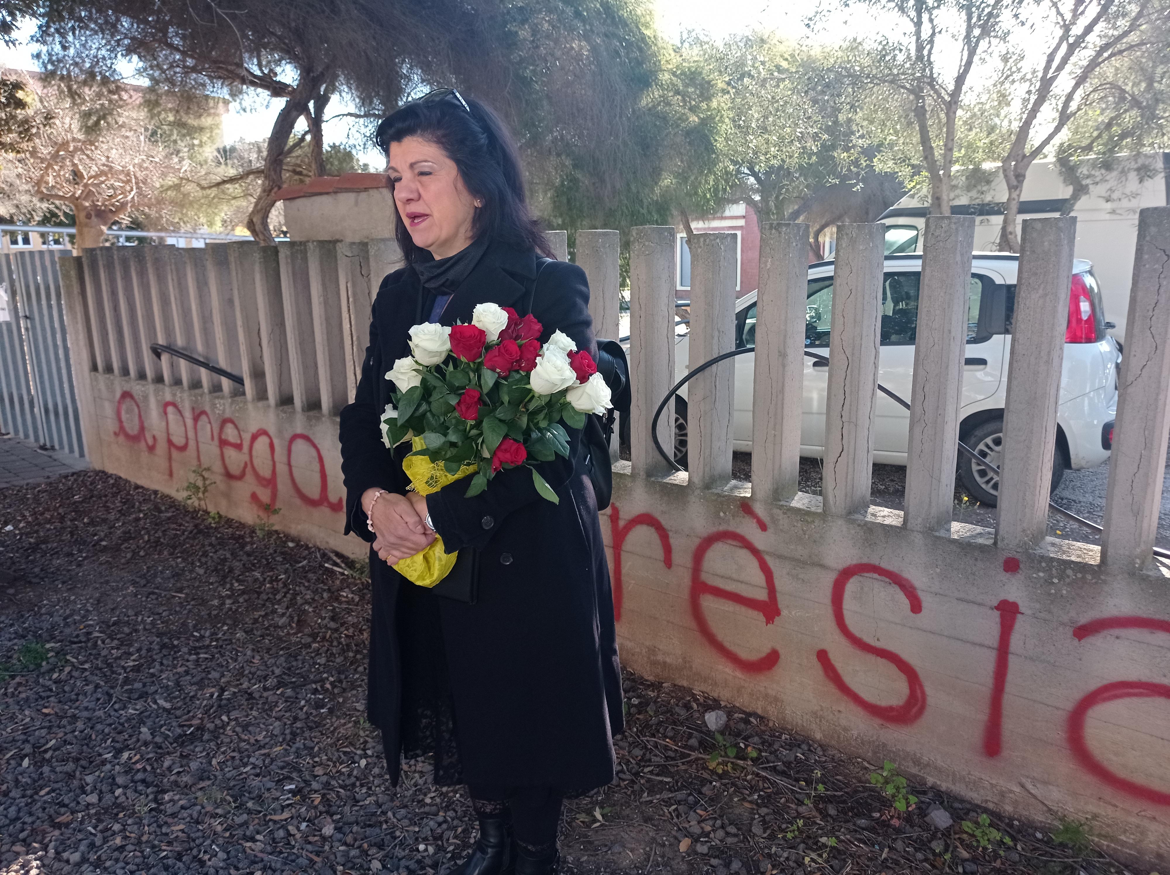 San Vero Milis, maestra Marisa non cambia linea e bacchetta il ministro