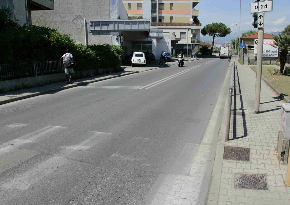 Lucca, travolto e ucciso da un furgone: autista condannato a 16 mesi