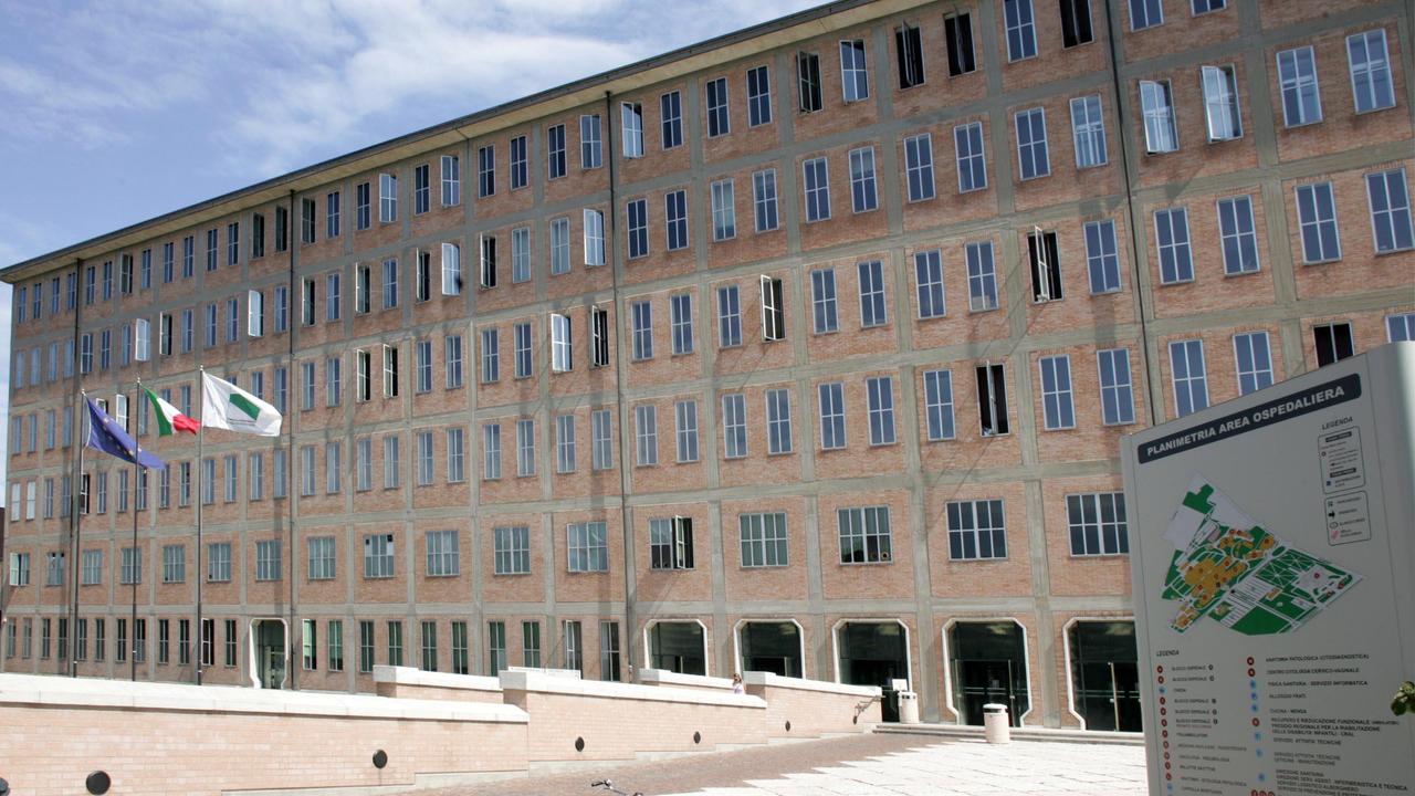 Neonato di 8 mesi morto per sospetta meningite