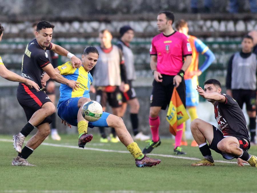 Carrarese, rush finale per il 4º posto: gara decisiva in casa della Vis Pesaro 