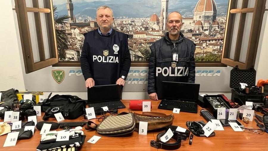 Furti sui bagagli smarriti in aeroporto a Firenze: denunciati due magazzinieri