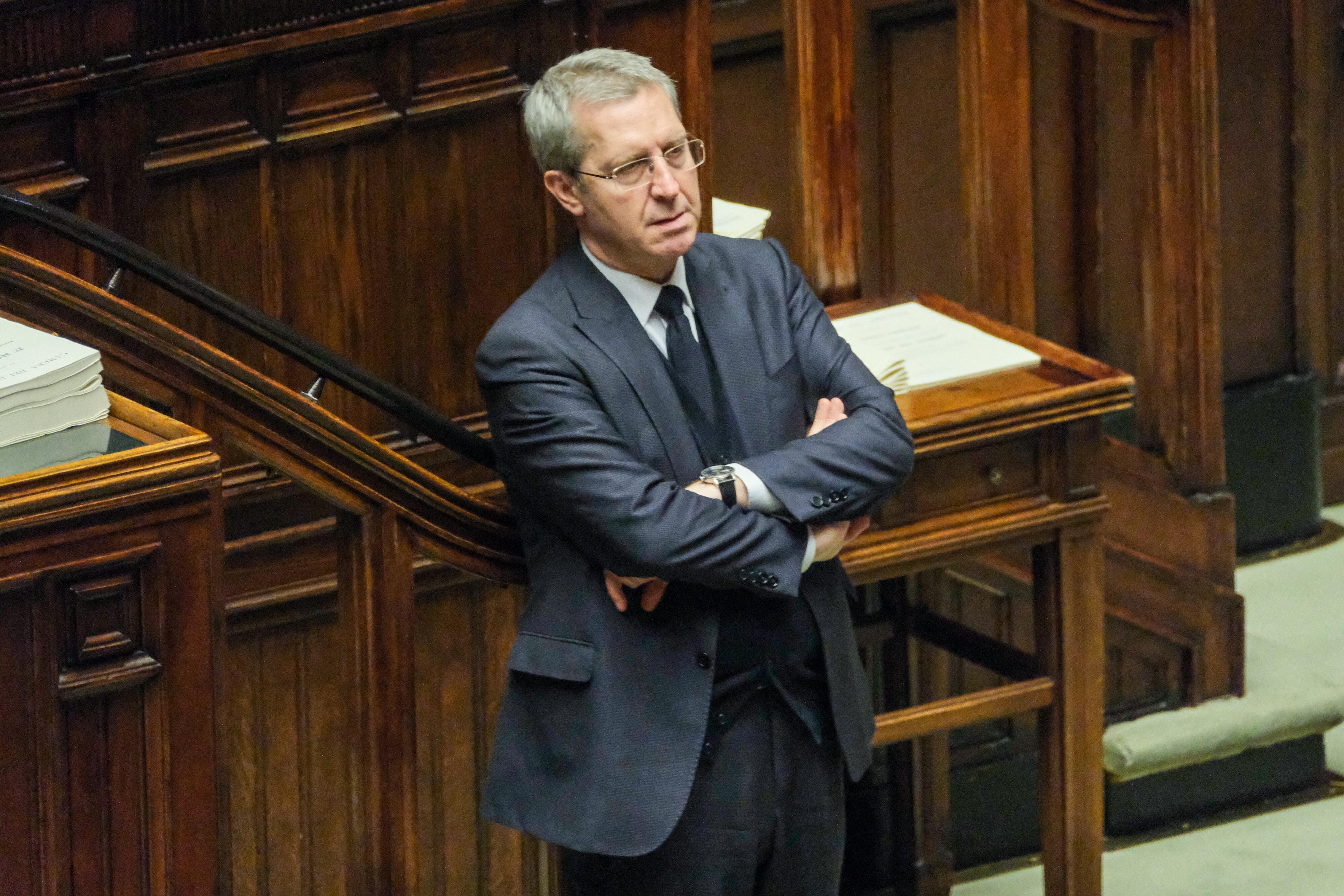 Stretta del governo sulle droghe, parla Della Vedova: «Misura manettara che riempie le carceri» 