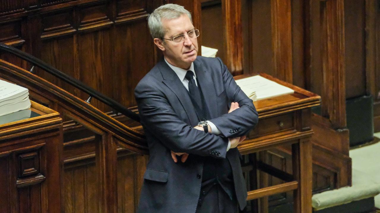Stretta del governo sulle droghe, parla Della Vedova: «Misura manettara che riempie le carceri»