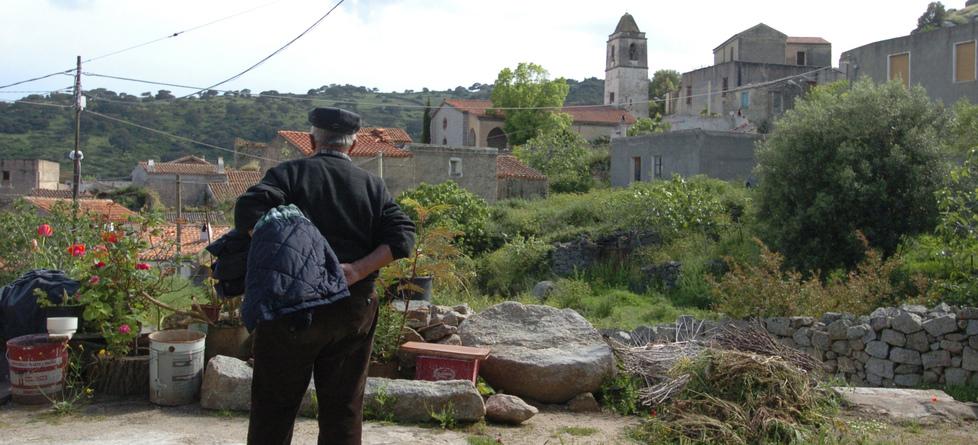 Pnrr come un trappolone, sos dei piccoli Comuni: "Spopolati e depredati"