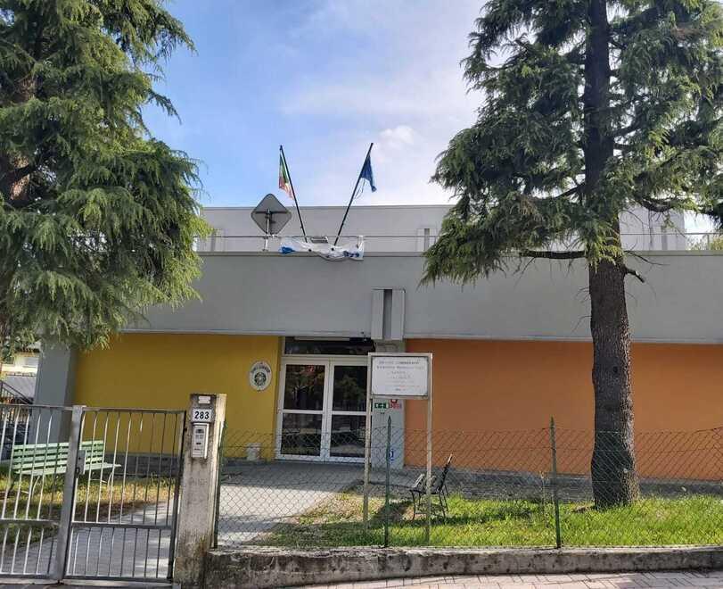 Guiglia Via alla rimozione dell’amianto a scuola Genitori perplessi sulle finestre chiuse 
