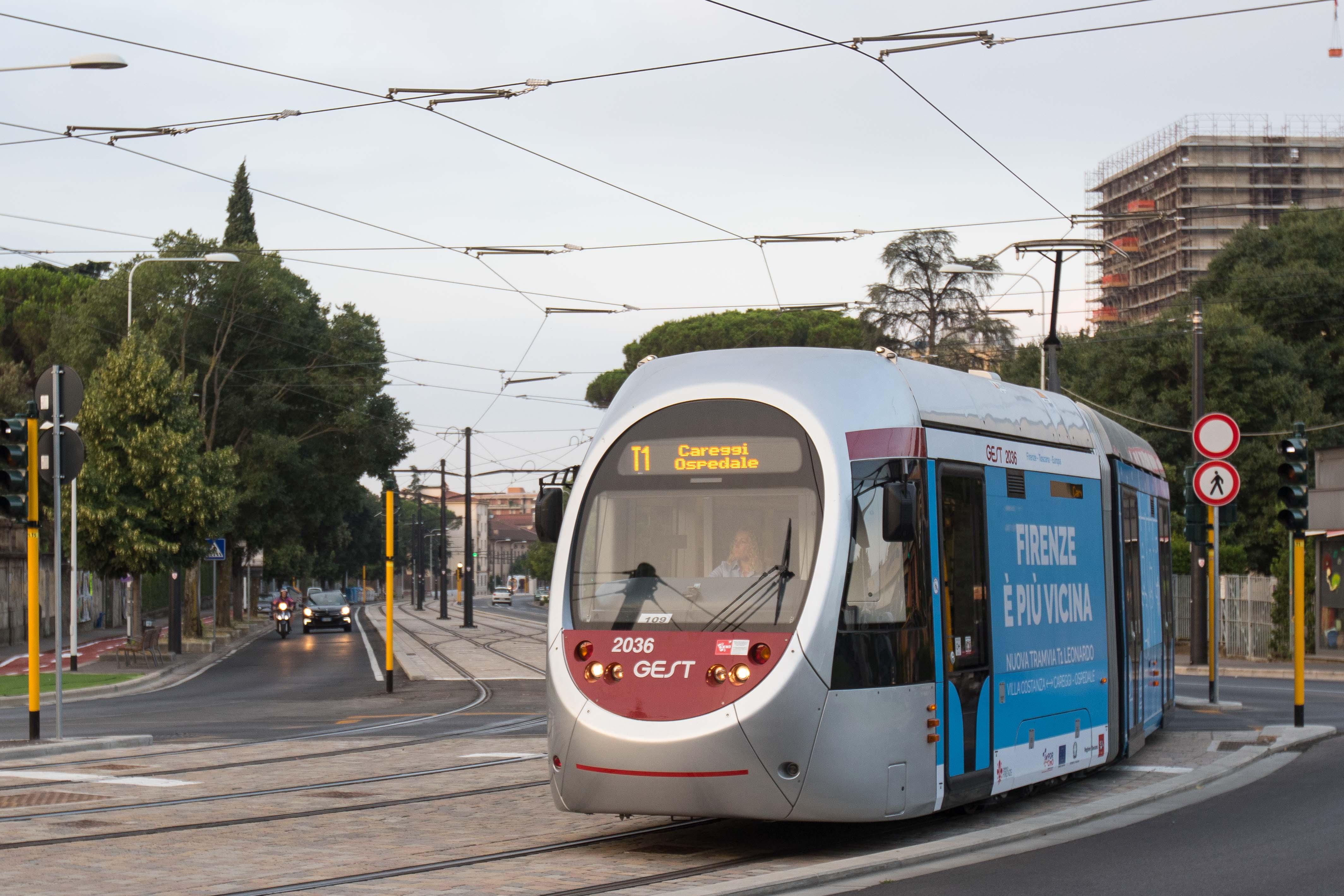 Firenze, il tram sotto il centro costa 200 milioni. Giani agita i dem: «Vuole fare il sindaco?»