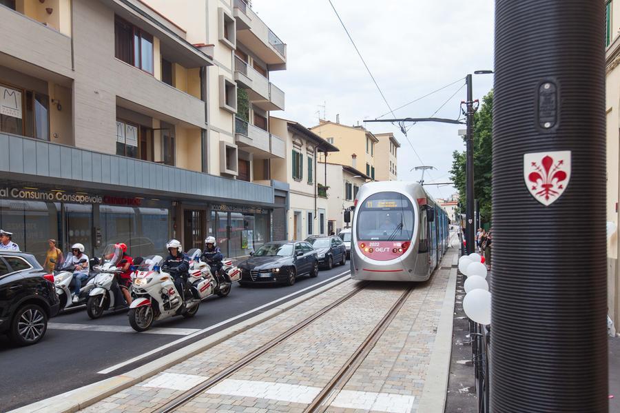 Tramvia sotto il centro a Firenze, Nardella dice no all’ipotesi di Giani: “Abbiamo altre priorità”