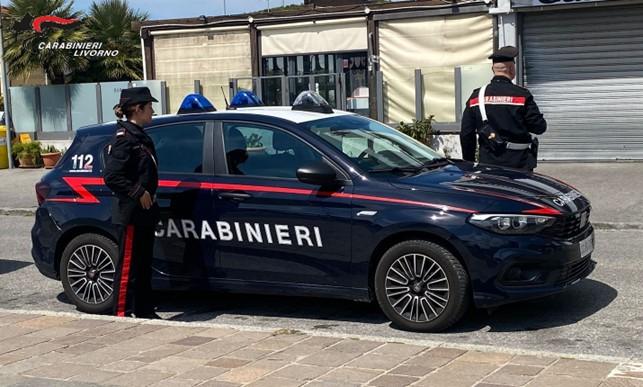 
	Una pattuglia dei carabinieri (foto d'archivio)

