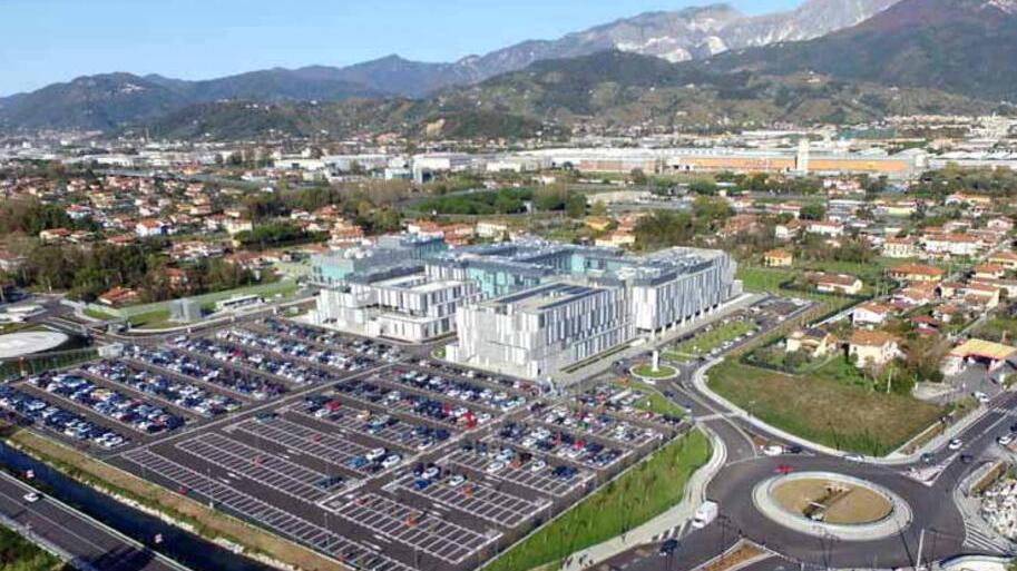 Tumori, c’è la privacy: niente studi epidemiologici a Massa Carrara