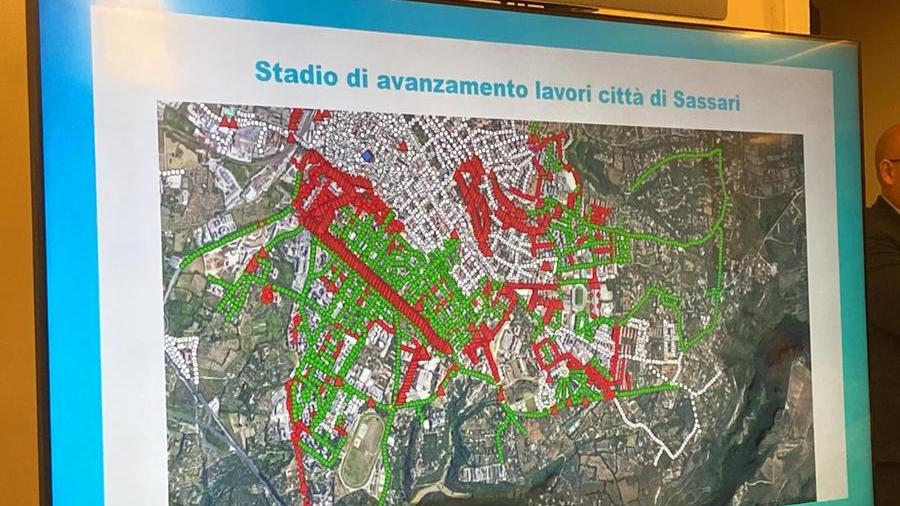 16mila lampioni a led, semafori, telecamere: a Sassari si dimezza il costo dell’illuminazione pubblica