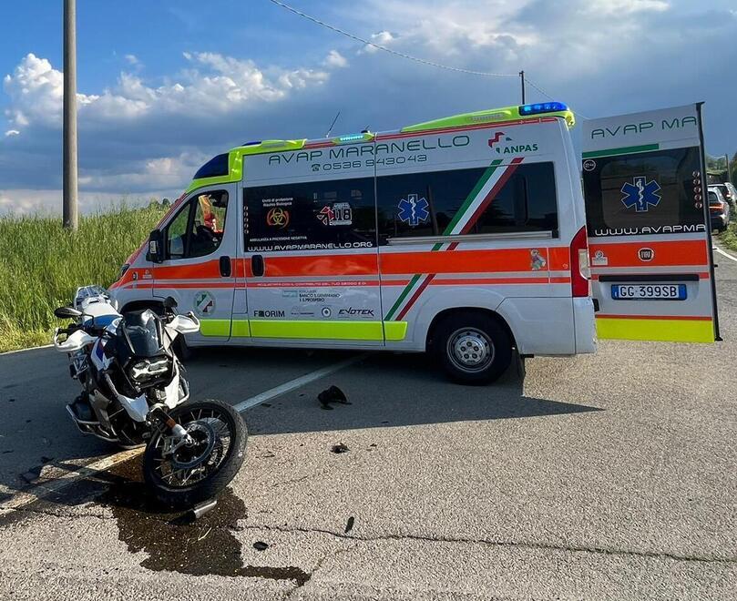 Schianto tra un furgone e una moto Resta ferito un 51enne di Spilamberto