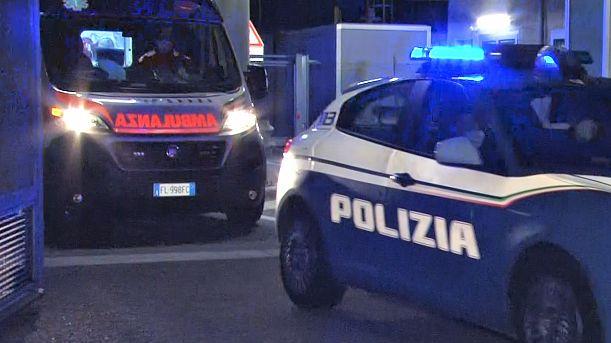 Pisa, accoltellato durante una lite in strada: aggressore in fuga