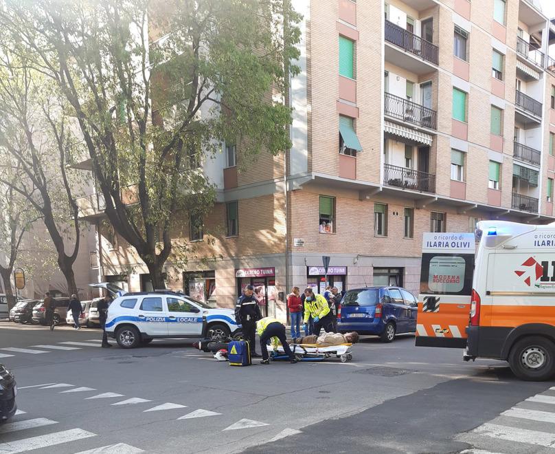 Modena. Scontro in via Montegrappa «Strada troppo pericolosa» 
