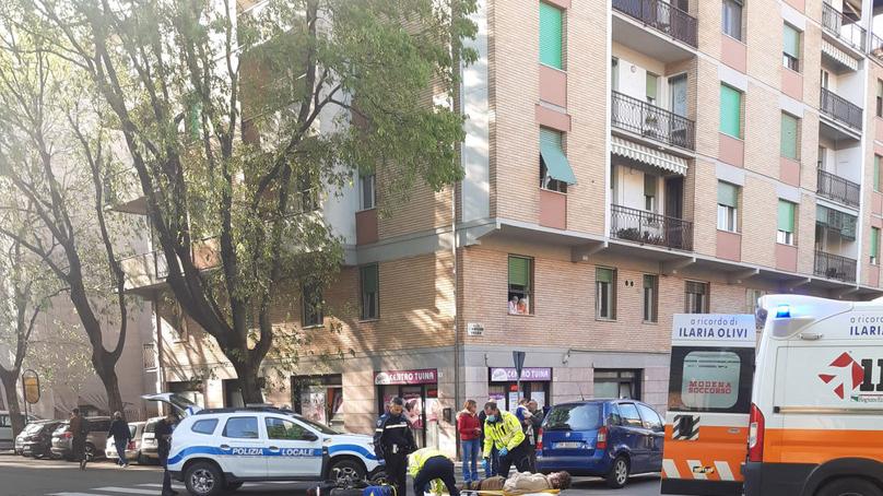 Modena. Scontro in via Montegrappa «Strada troppo pericolosa»