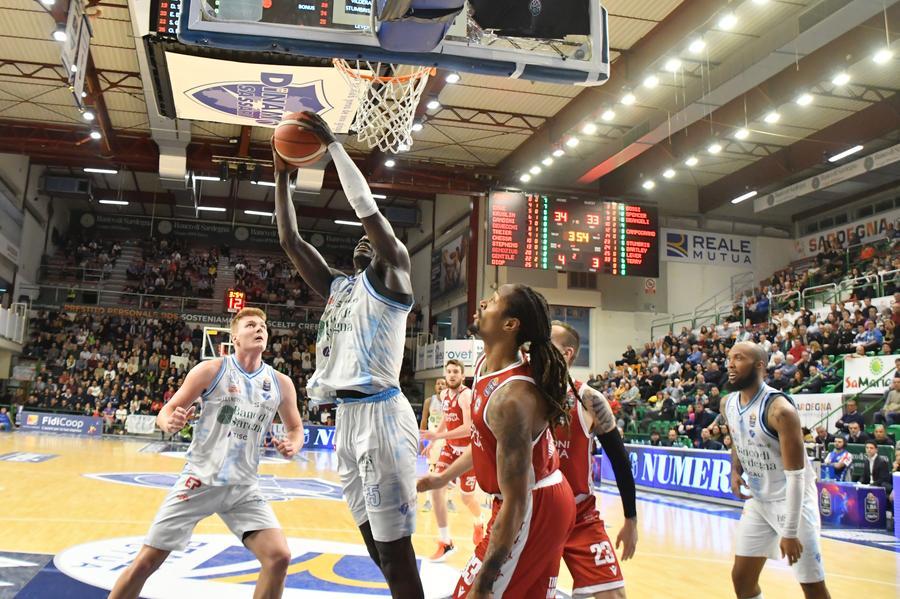 La Dinamo batte nettamente Trieste e consolida il quarto posto