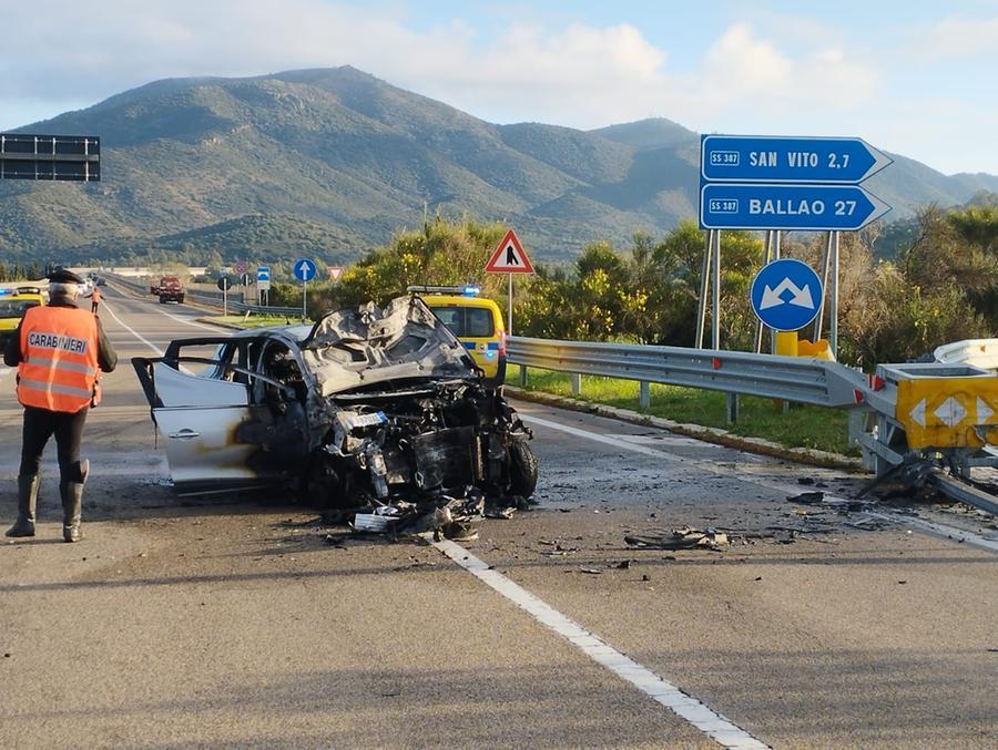 Muravera, tre feriti in un incidente sulla 125