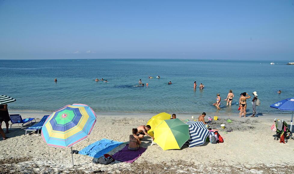 Spiagge bianche, asta deserta per gestire il Punto Azzurro