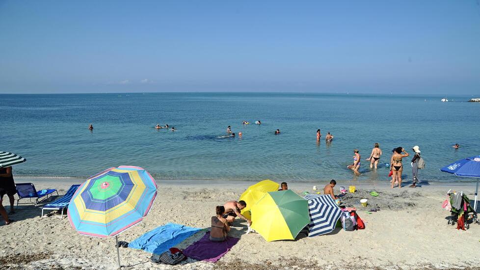 Spiagge bianche, asta deserta per gestire il Punto Azzurro