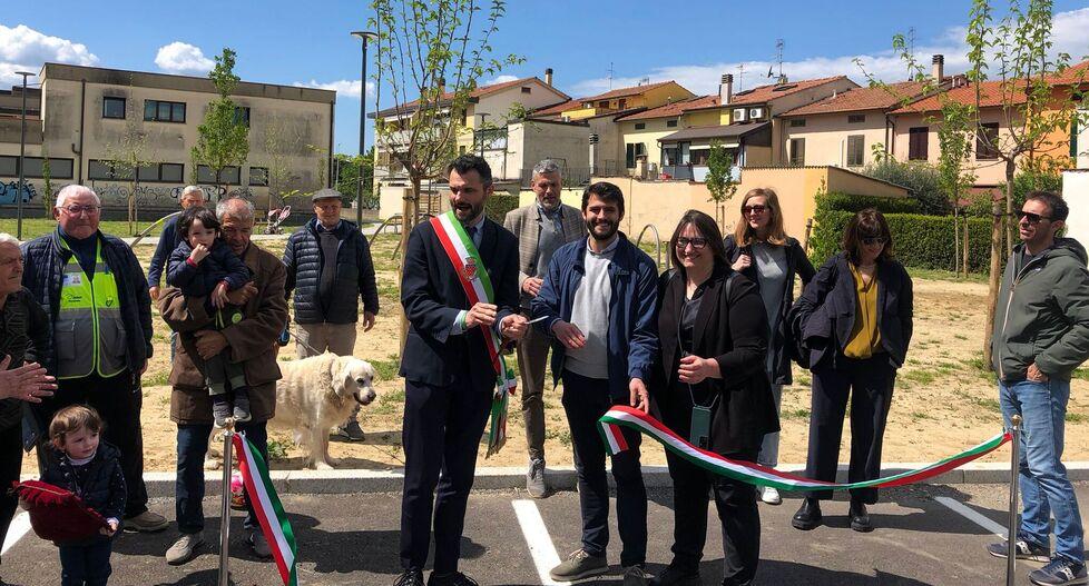 Un giardino e un parcheggio: nuovi spazi a Chiesanuova