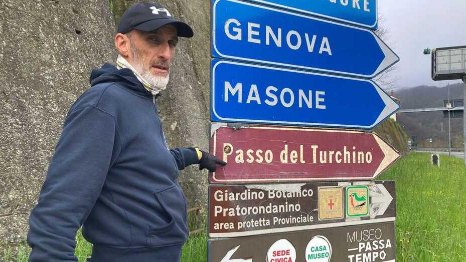 Da Milano a Sanremo, Franco De Caria, il barbiere ultra-maratoneta, corre in memoria dell’amico scomparso