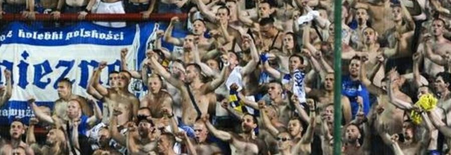 Mille tifosi del Lech Poznan attraversano Firenze in corteo, scontri con la polizia