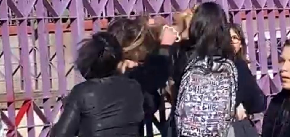 Sassari, rissa a scuola: assolte le due sedicenni