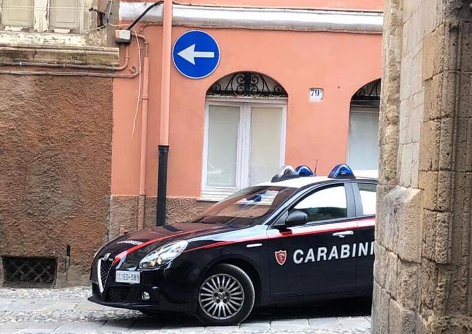 Sassari, a spasso con la droga negli slip: arrestato un altro pusher al Corso