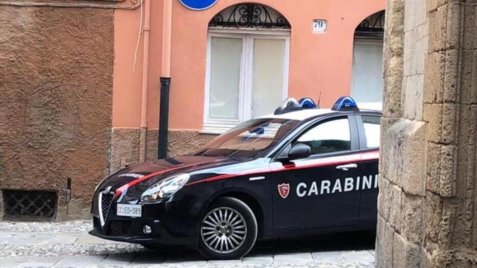 Sassari, a spasso con la droga negli slip: arrestato un altro pusher al Corso