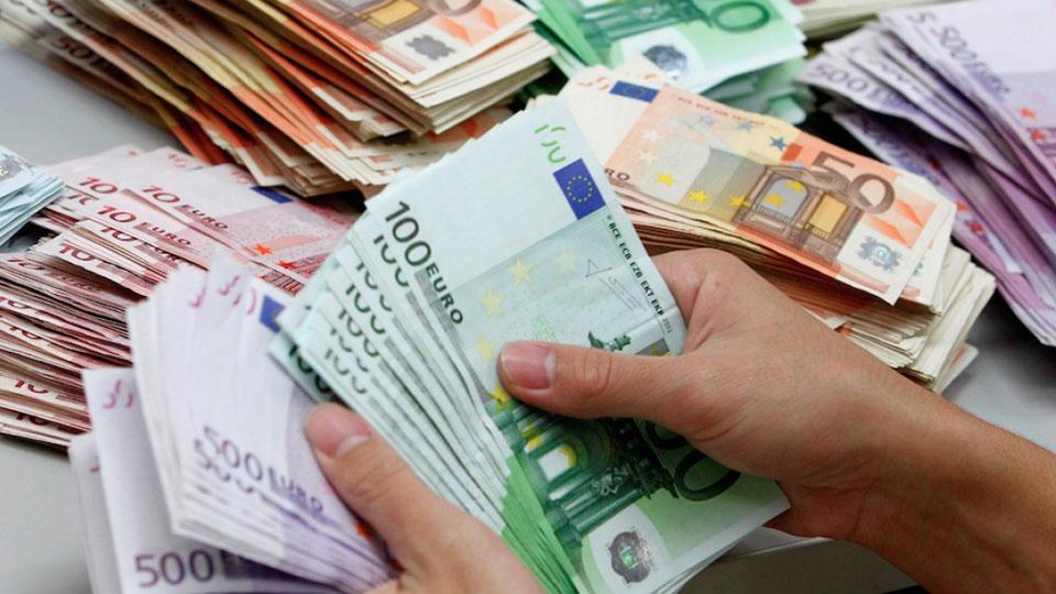 Piombino, meno sportelli e più digitale. Sempre meno banche sul territorio