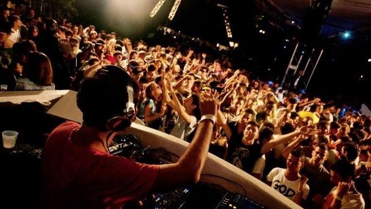 Oltre 28mila euro di sanzioni alla discoteca Tinì