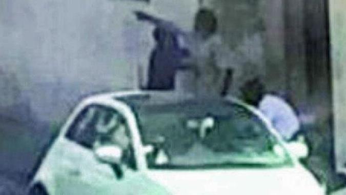 Accoltellato per un telefono: due anni di condanna per l’aggressore
