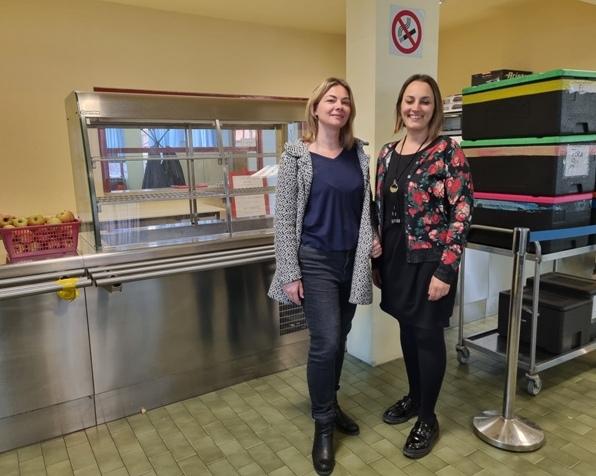 Montemurlo, distribuito alle famiglie bisognose il cibo che avanza nelle scuole