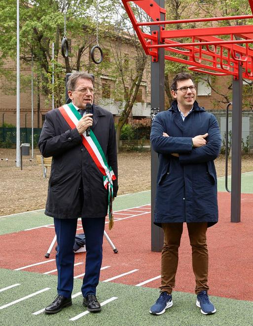 Modena. Ecco l’area attrezzata di via Pio Donati: giochi, fitness e alberi 