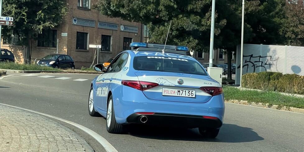 Modena. Fa una rapina per un profumo 