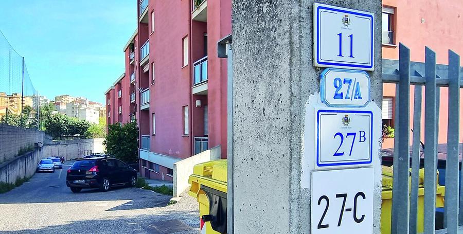 «Non riceviamo posta da mesi»: a Nuoro la denuncia di 40 famiglie