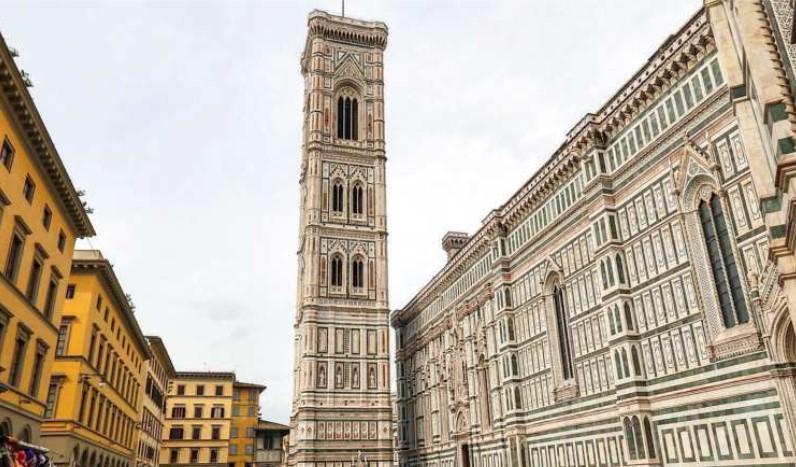
	Sono 414 i gradini che portano alla vetta del Campanile di Giotto da cui si gode di una vista mozzafiato sulla citt&agrave;&nbsp;

