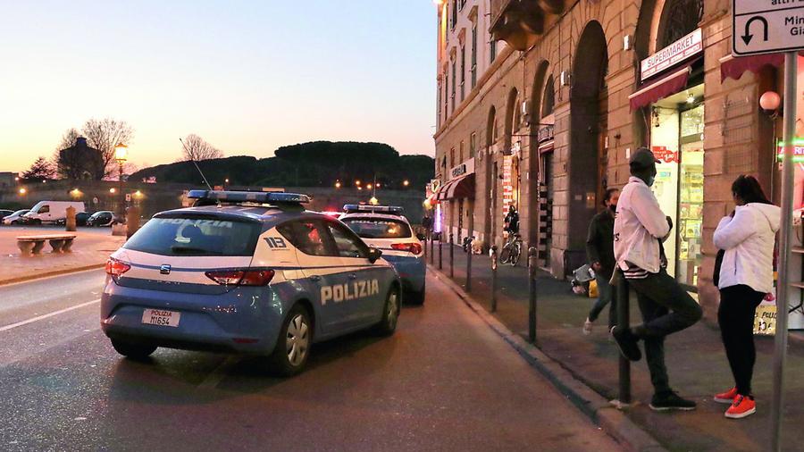 Controlli antidroga nel centro di Livorno, arrestati due uomini
