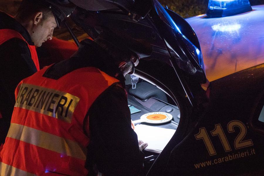 Firenze, 17enne aggredito da quattro sconosciuti in centro