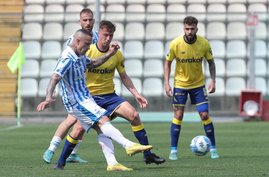 Serie B. Tra Modena e Spal un pari che sta stretto ai gialli