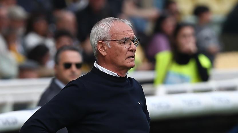 
	Ranieri perplesso durante la partita

