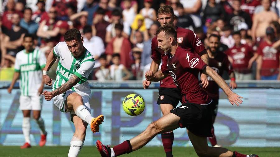Serie A in diretta / La Salernitana liquida il Sassuolo con un netto 3 a 0