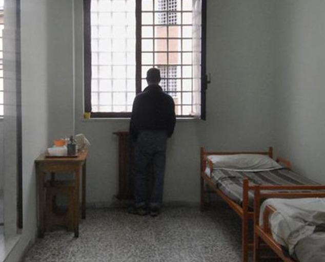 Psichiatra aggredita a Pisa, le lista d’attesa pure per i pazienti definiti «socialmente pericolosi» 