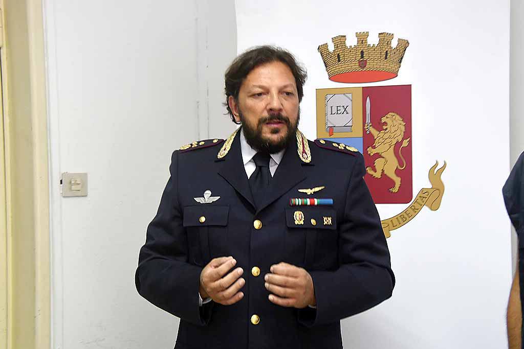 ll capo della Mobile e vice  questore Antonio Dulvi Corcione