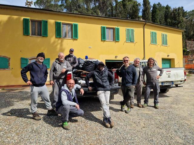 Riparbella, pusher bloccato nel bosco mentre i cittadini sono a pulire