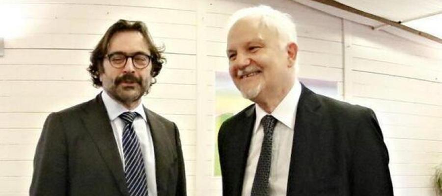 A sinistra l'ex segretario generale dell'Autorità portuale Massimo Provinciale, a destra l'ex presidente Stefano Corsini