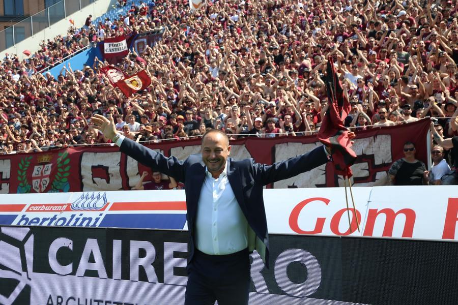 Reggiana, La Grande Festa Per La Promozione In Serie B: Tifosi In ...