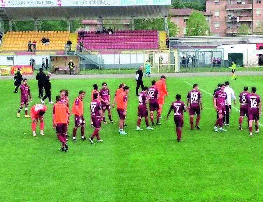 Livorno ko anche a Poggibonsi: ora speriamo solo finisca presto