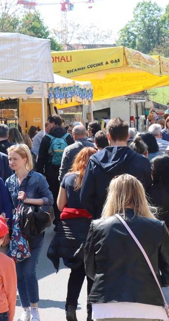 Ferrara, fiera di San Giorgio: in molti a passeggio ma acquisti rinviati
