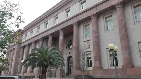 Porto Torres, trovato morto in casa di un’amica: la Procura di Sassari dispone accertamenti